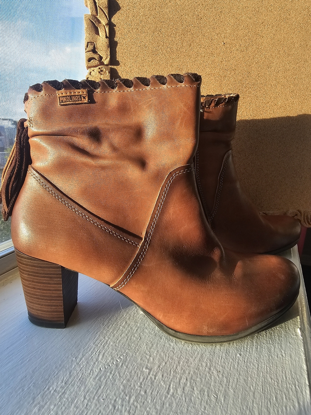 Pikolinos Women's Brown Leather Ankle Boots
